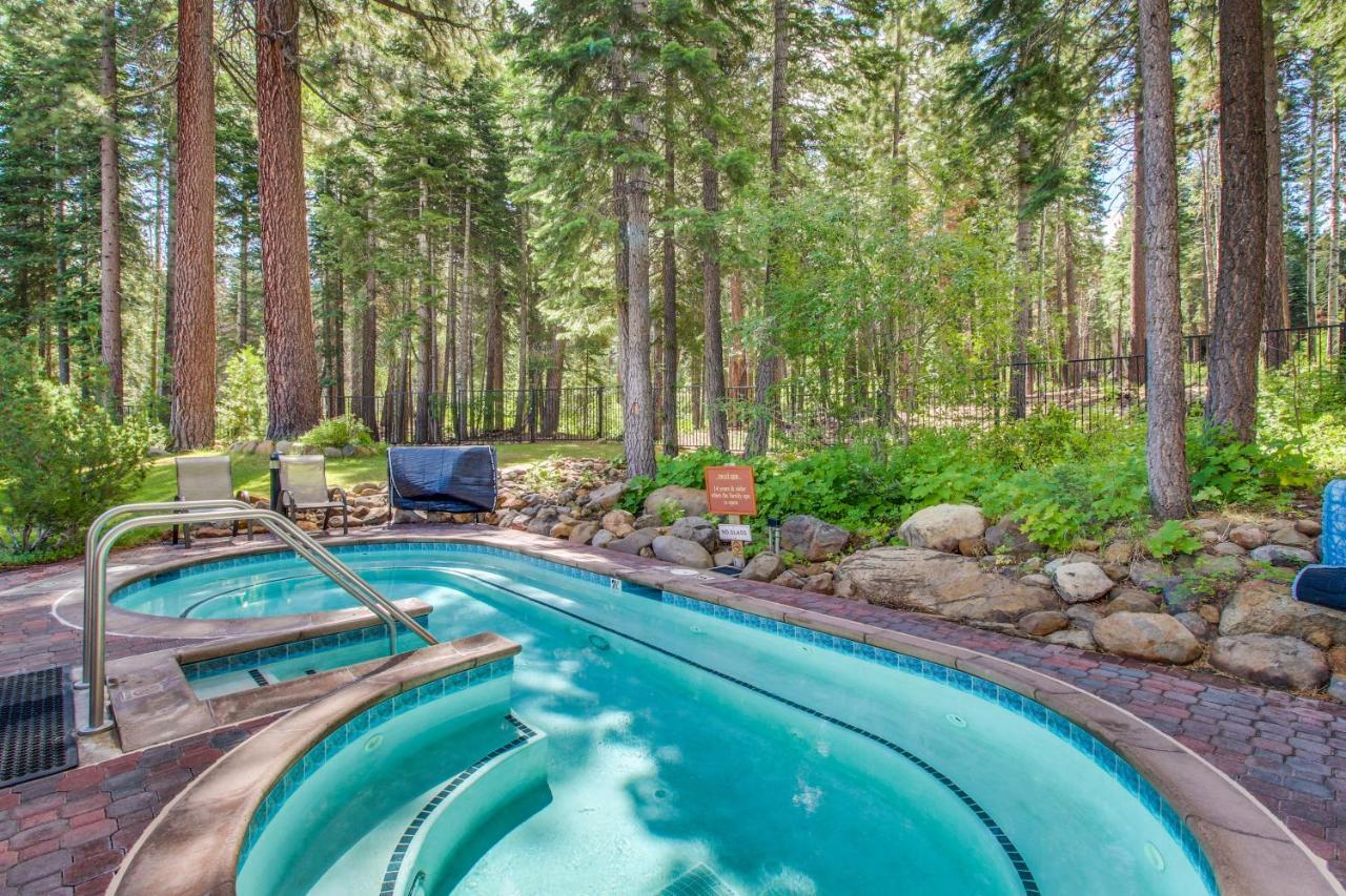 Evergreen Escape Truckee Exterior photo