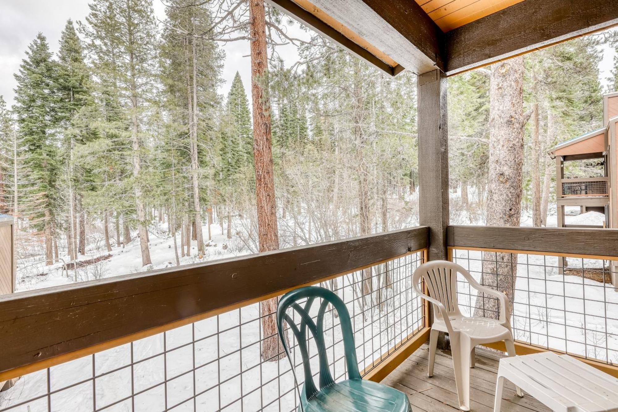Evergreen Escape Truckee Exterior photo