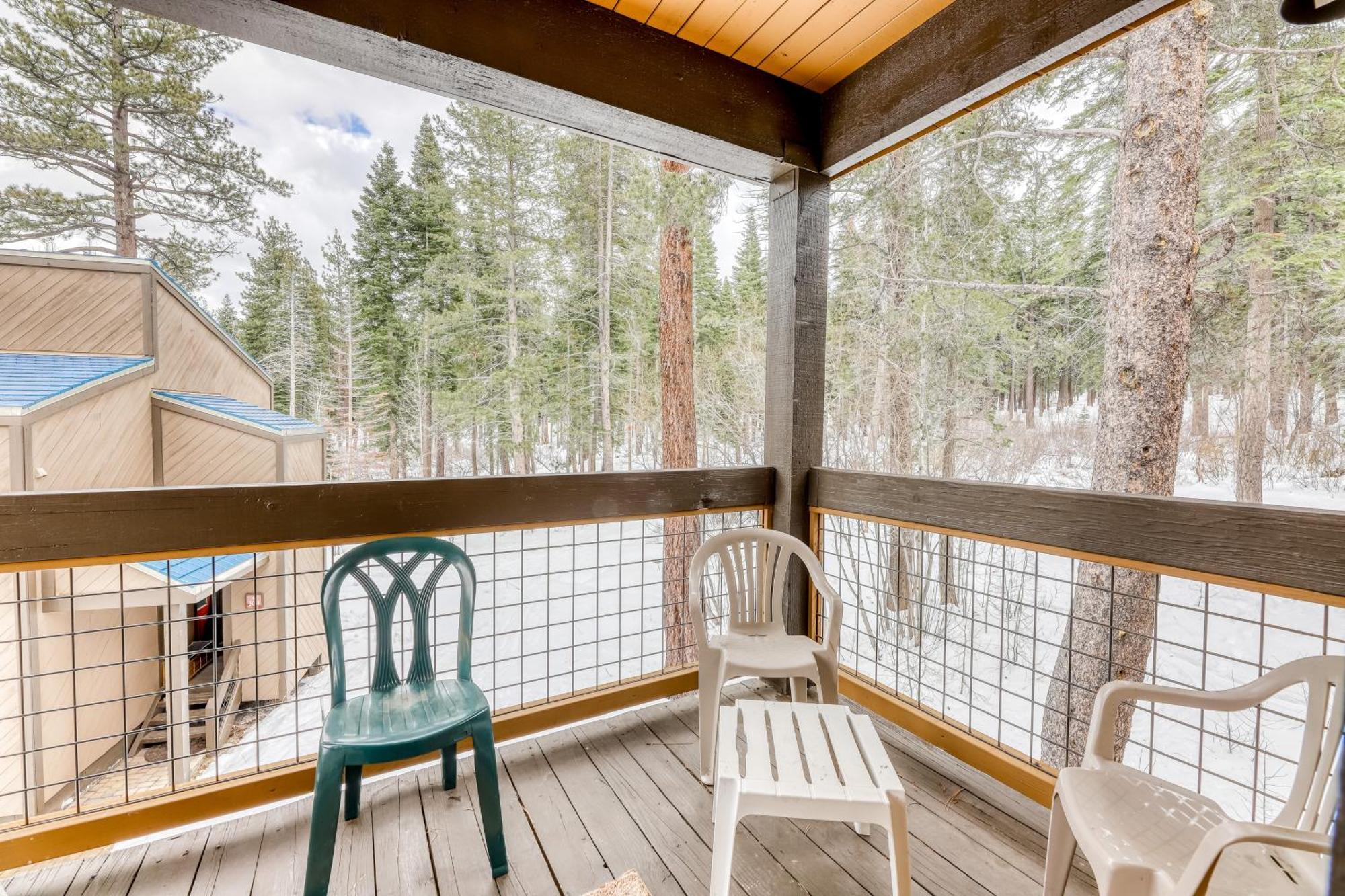 Evergreen Escape Truckee Exterior photo